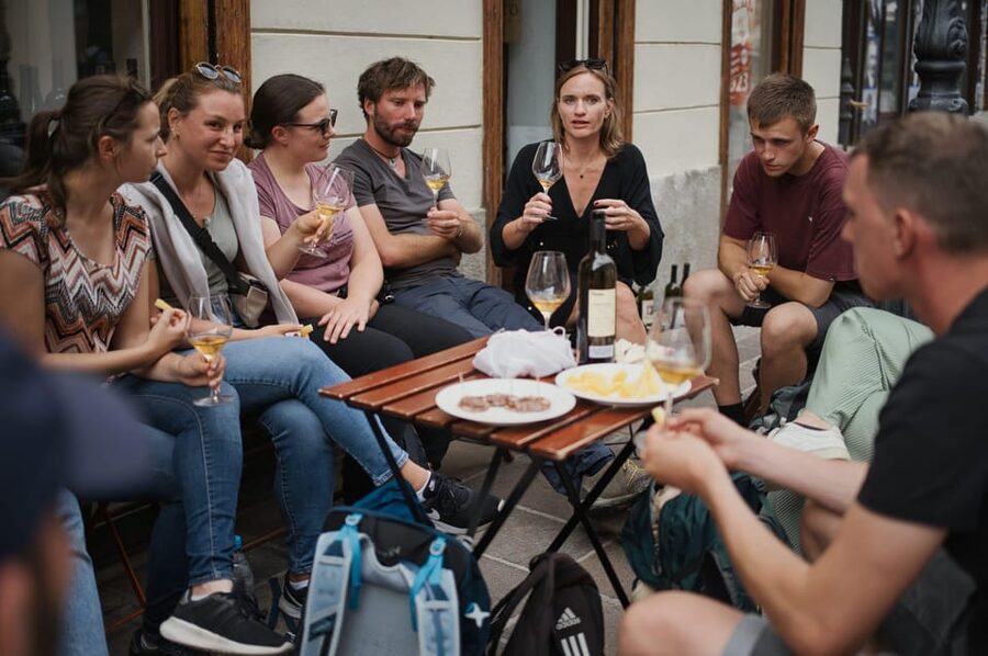 Food & Wine tour with a Sommelier - Timing, pace, and practical details