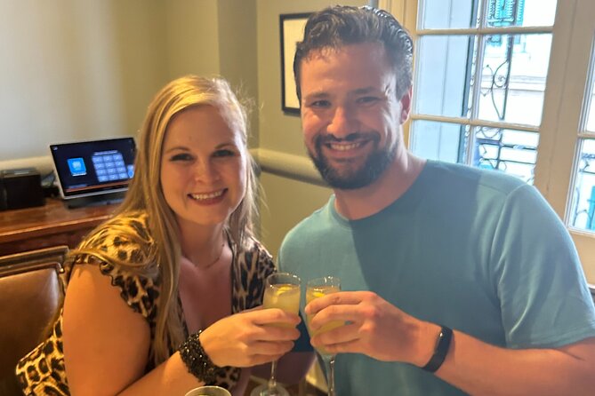 French Quarter Small-Group Cocktail and Foodie Crawl - Food allergies and other limits to note