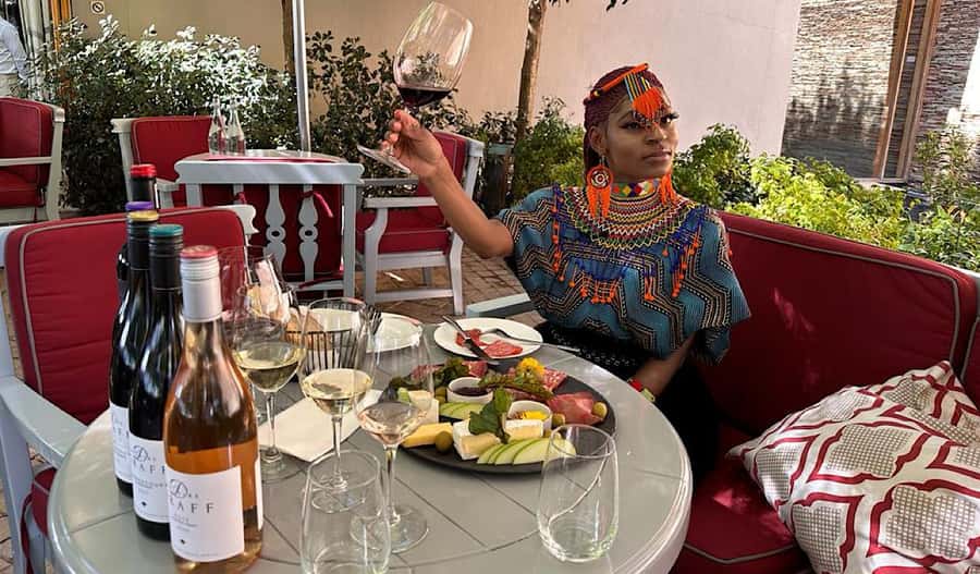 From Cape Town: Stellenbosch & Franschhoek Wine Tasting Tour - Delaire Graff or Haute Cabrière sets a high bar