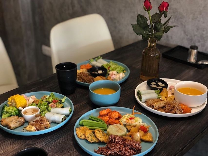 From Hanoi: Old Quarter Vegetarian Food Tour - Who should book this Hanoi food tour