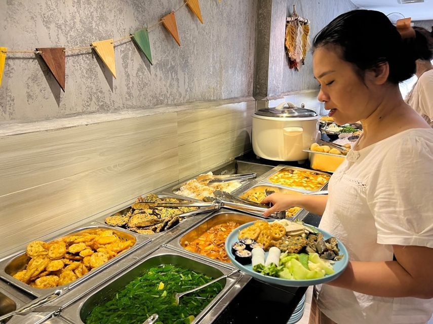 From Hanoi: Old Quarter Vegetarian Food Tour - Banh mi, spring rolls, and the first tastes