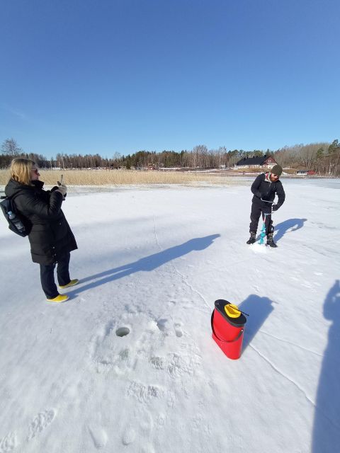 From Helsinki: Bodom Lake Ice Fishing with Food & Drinks - Who will enjoy this winter outing