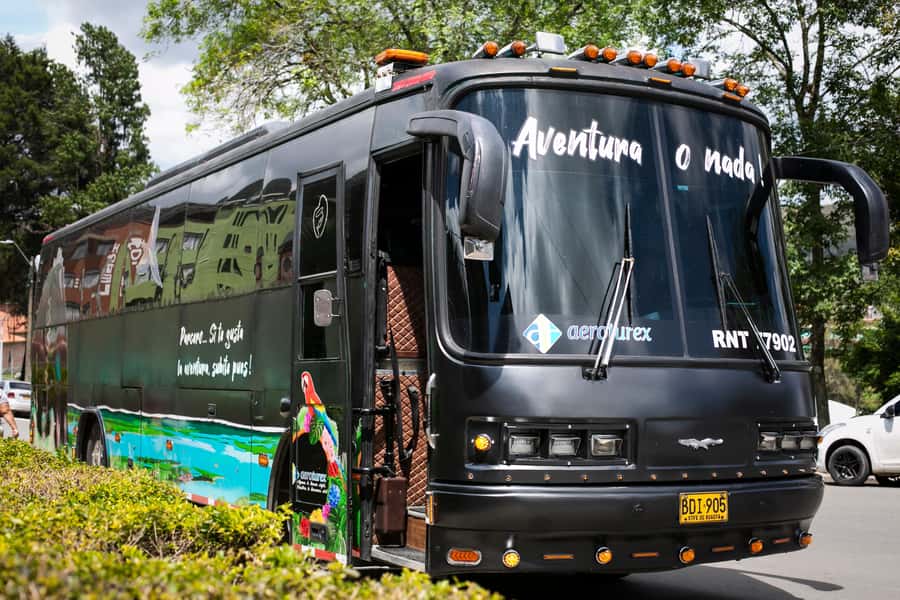 From Medellin: Guatape El Peñol with boat + gastronomic tour - What the $47 price really covers