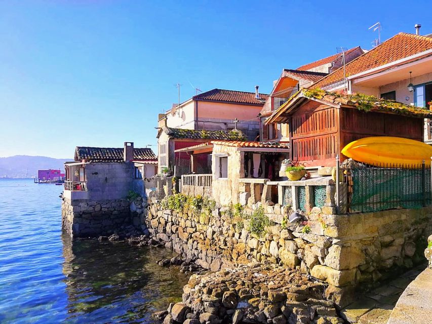 From Santiago: Rías Baixas Galicia Seafood & Wine Day Tour - La Lanzada and a beach with legends