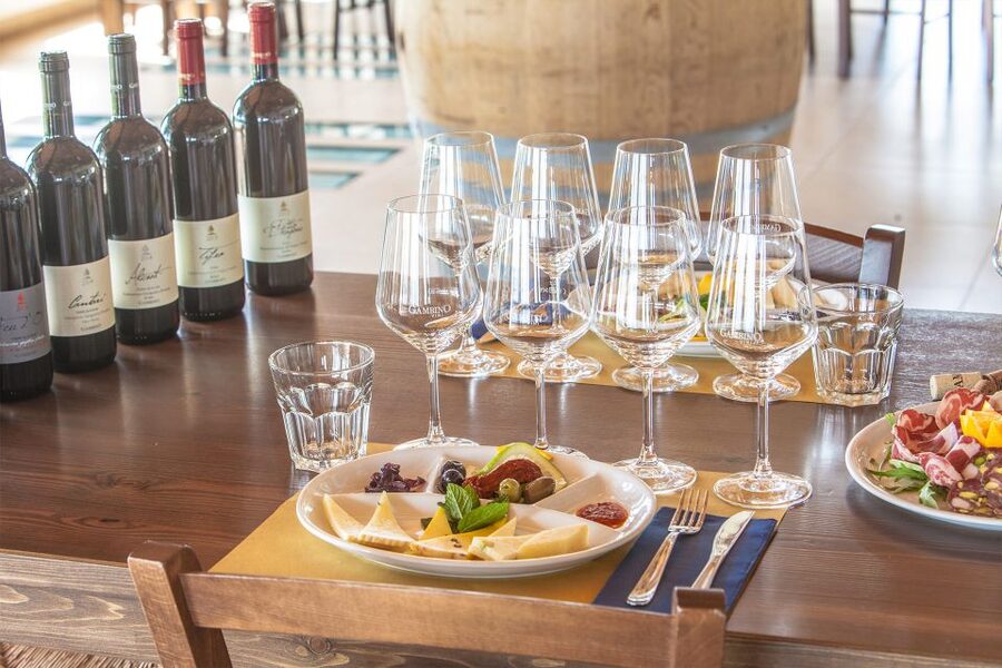From Taormina: Private 3 Etna Wineries with Food & Wine - Second stop: four wines, a tagliere, and pasta