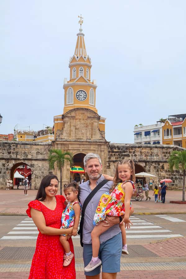 Gastronomic tour and professional photos in the old city - Meeting beneath the Clock Tower
