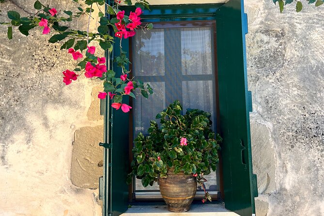 Gastronomy tour and wine tasting in traditional villages - What the $216.25 price includes