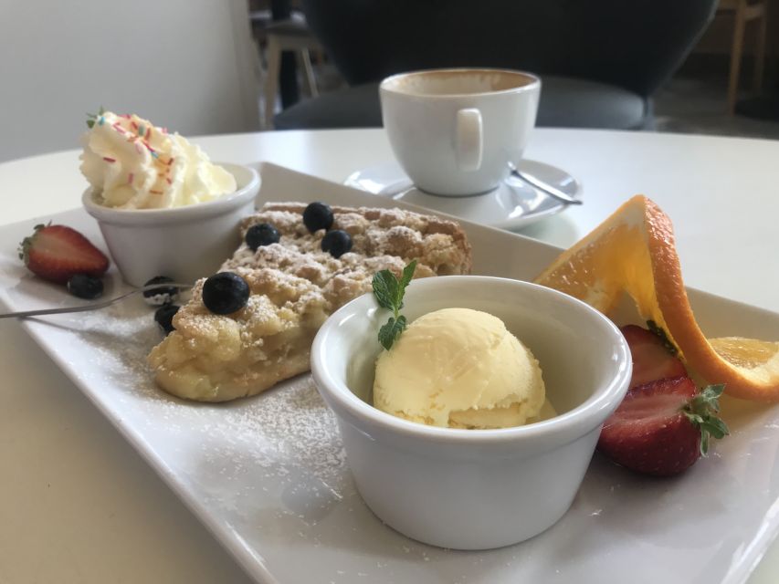 Gdansk Traditional Food Tour with Old Town Sightseeing - A Polish meal that doubles as a history lesson