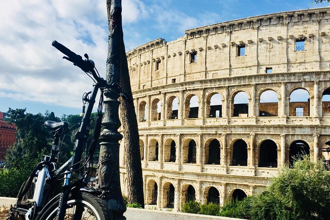 Gems of Rome: Small Group E-Bike Tour with Street Food stops - Piazza Venezia and the end of the ride