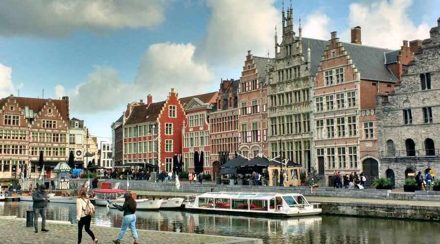 Ghent: Guided City Tour with Food Tastings - Ghent’s landmark route between bites