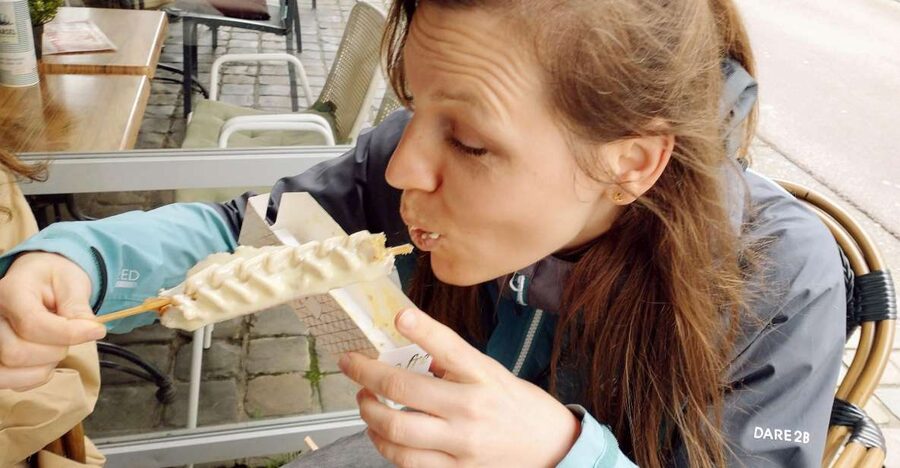 Ghent: Guided City Tour with Food Tastings - The pace, length, and group experience