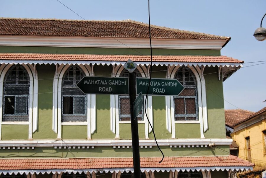 Goa Street Food Crawl: Authentic Food Tasting Experience - Walking Panjim between bites