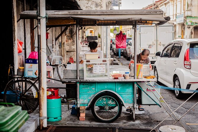 Good Morning Penang Food Tour with 15+ Tastings - More than a dozen dishes, with room for surprises