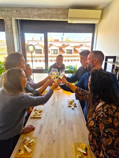 Gourmet Experience: Tasting of Spanish Cheeses and Wines - Timing and booking advice for Madrid