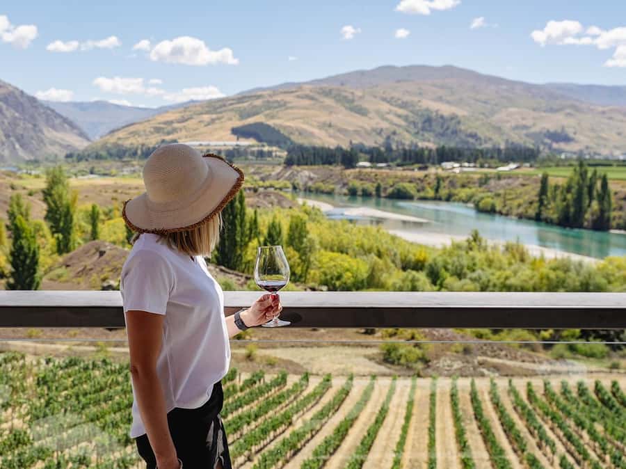 Gourmet Food and Wine Tour with Lunch and Wine Tastings - The underground cave and Gibbston wine