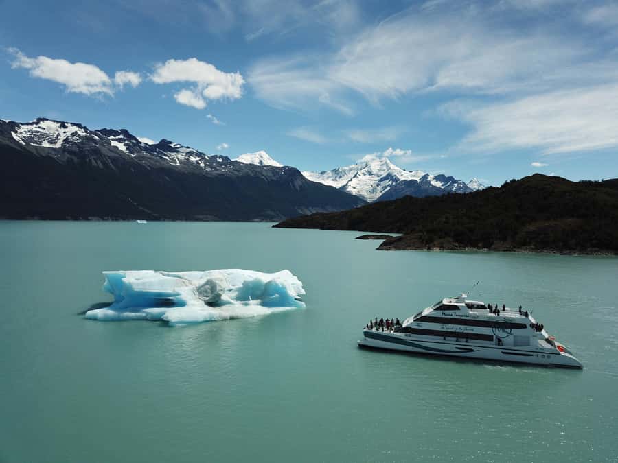 Gourmet Glacier Cruise & Footbridges of Perito Moreno - The morning drive to Private Port La Soledad