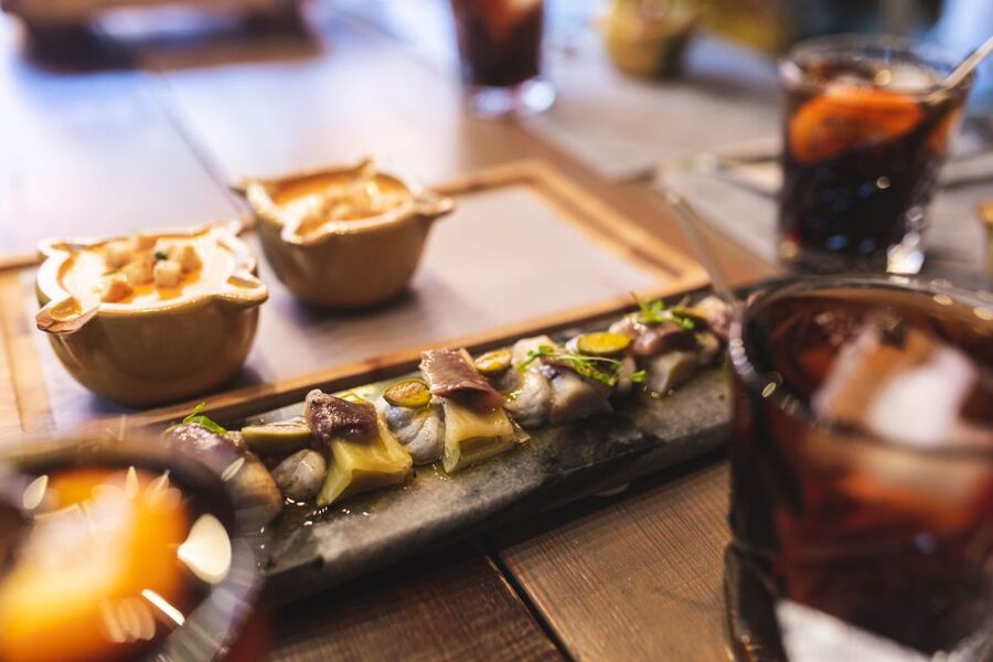 Granada: Tapas Crawl - Dietary limits deserve serious attention