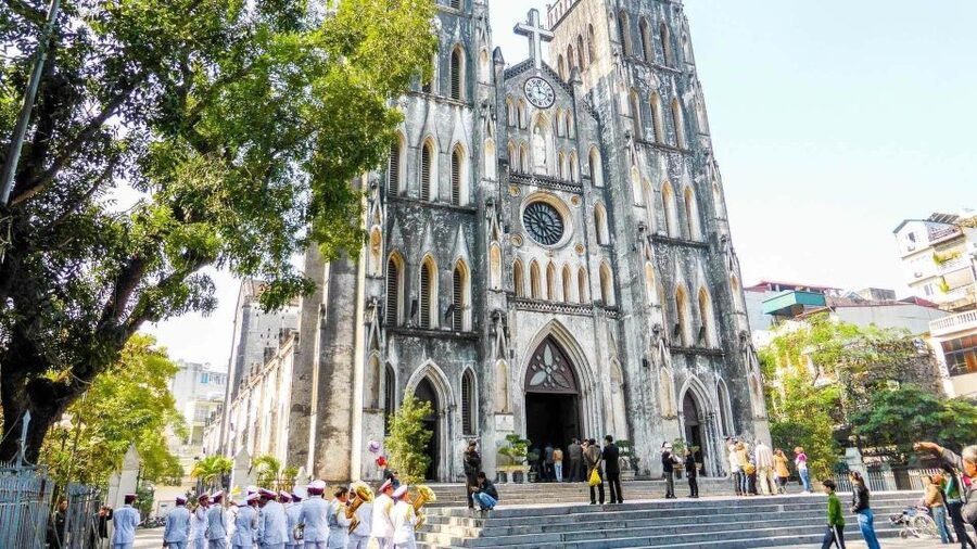Half-Day Hanoi Foodie Tour by Motorbike - Key points to know before booking