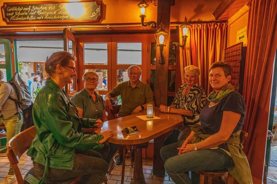 Hannover: Culinary Walking Tour Downtown + Old Town - A food-first way to see central Hannover