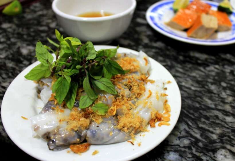 Hanoi: Eat Like a Local Small Group Street Food Tour - Group size and the value of $24