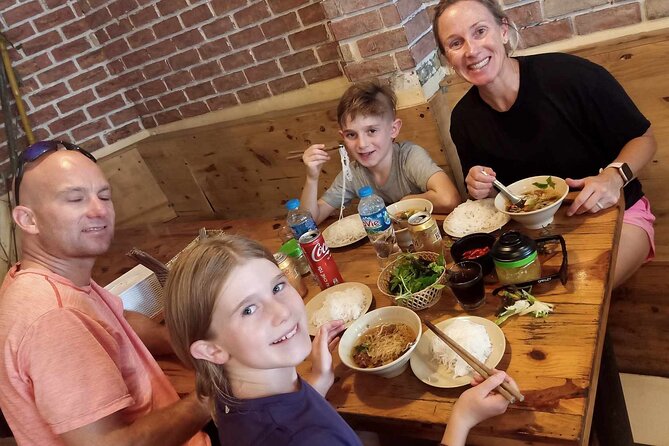 Hanoi Food Tours - Two hours and 20 minutes among Old Quarter food vendors