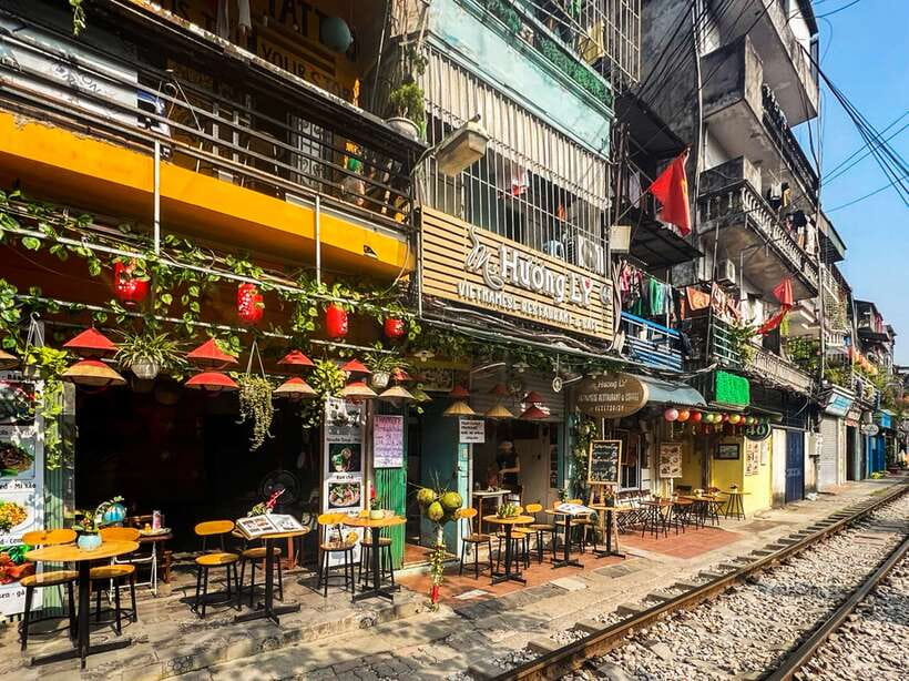 Hanoi: Guided Food Tour with Train Street Visit - Bun cha begins the meal with smoke and herbs