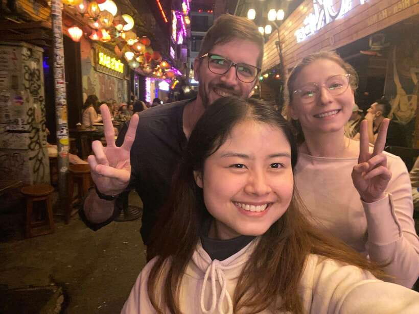 Hanoi: Guided Street Food Tour for small groups - Who should book this food walk?