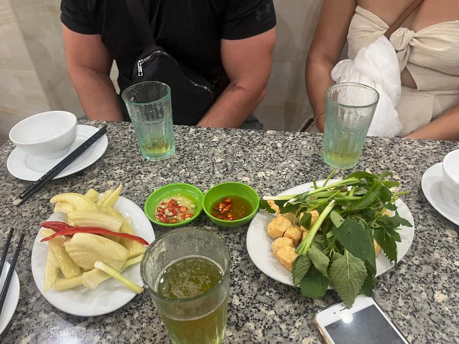 Hanoi Local Fresh Beer and Culinary Tour with Train Street - The guides can shape the whole evening