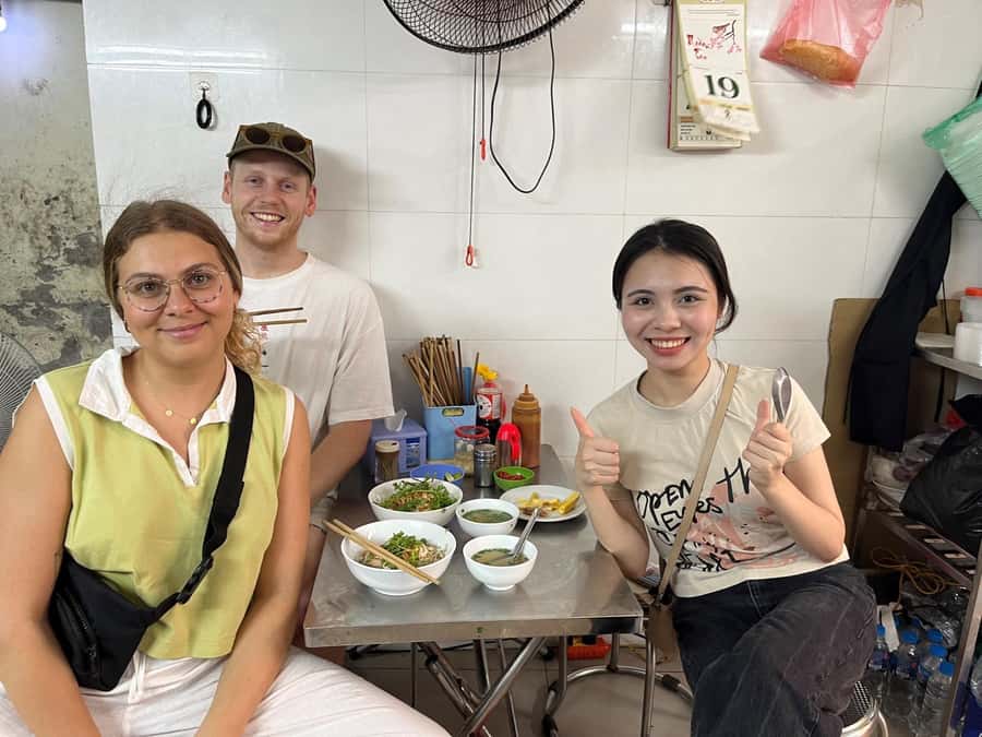 Hanoi: Private Street Food Walking Tour w/ a Real Foodie - Dietary needs, comfort, and practical limits