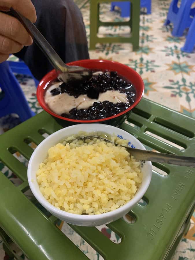Hanoi Vegan Street Food & Train Street Tour - What the guides add to the evening