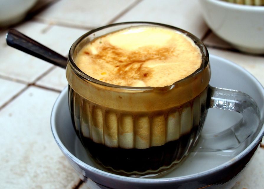 Hanoi: Walking Street Food Tour & Train Street w/Local Guide - Who Should Book This Walk?