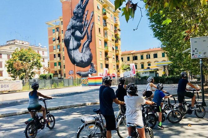 Hidden Rome: Small Group E-Bike Tour with Street Food Stops - Trastevere by bicycle