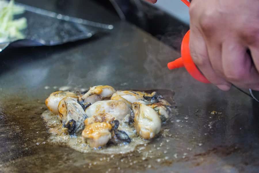 Hiroshima: Bar Hopping Food Tour - Practical limits: age, diet, smoking, and timing