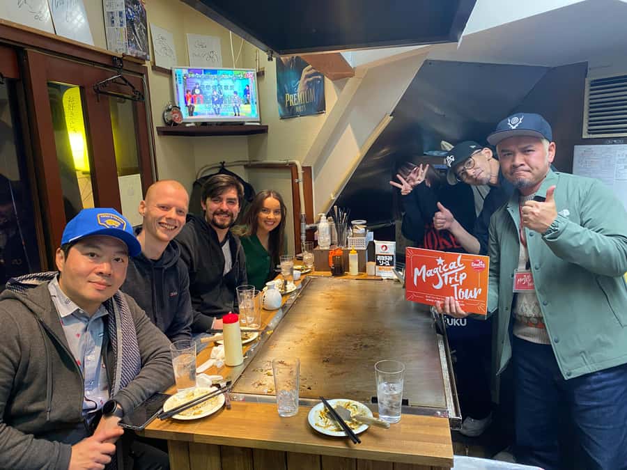 Hiroshima: Bar Hopping Food Tour - Who will enjoy this evening most?