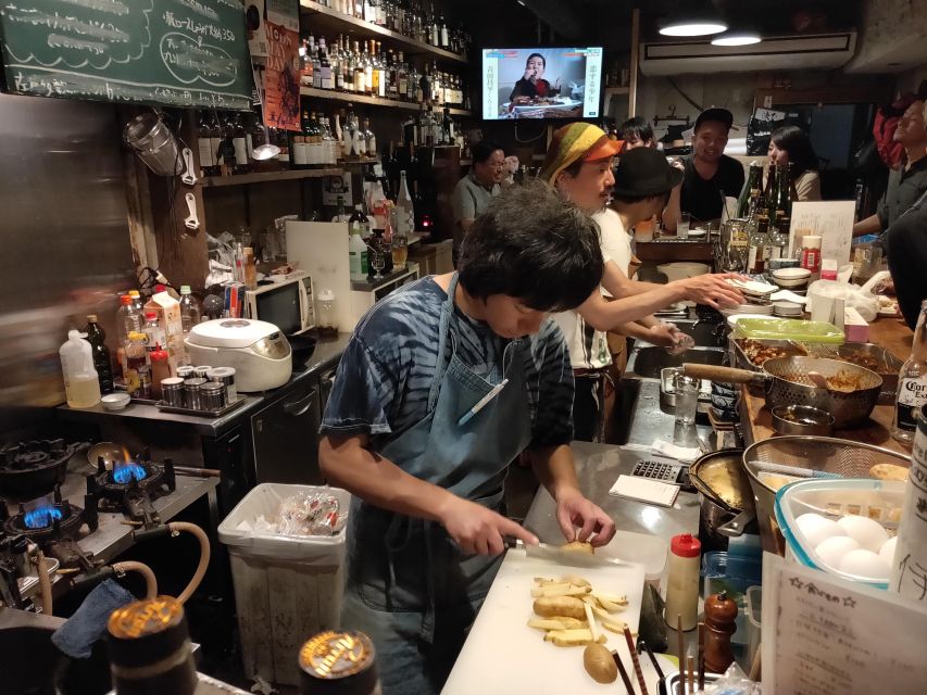 Hiroshima: Food and Culture Guided Walking Tour with Dinner - Nagarekawa Dori gives the walk a nightlife feel