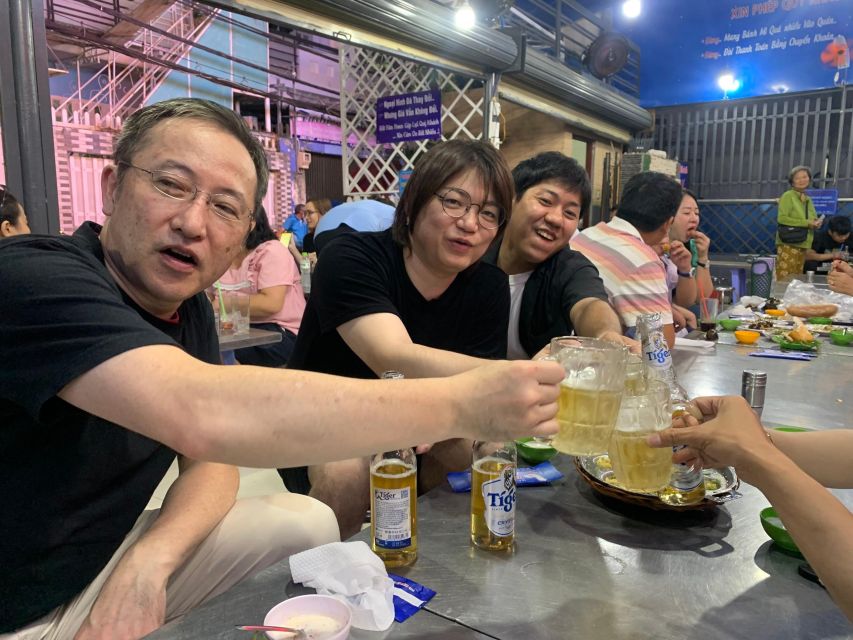 Ho Chi Minh City: Craft Beer and Local Food Tour by Scooter - Guides make or break the evening