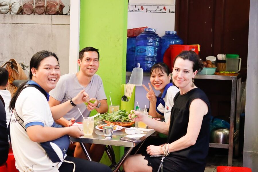Ho Chi Minh City: Private Street Food Motorbike Tour - How much food do you really get?