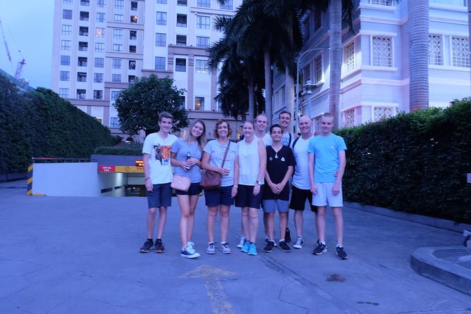 Ho Chi Minh City: Street Food Walking Tour with 12 Tastings - Four hours after dark, with your evening still free