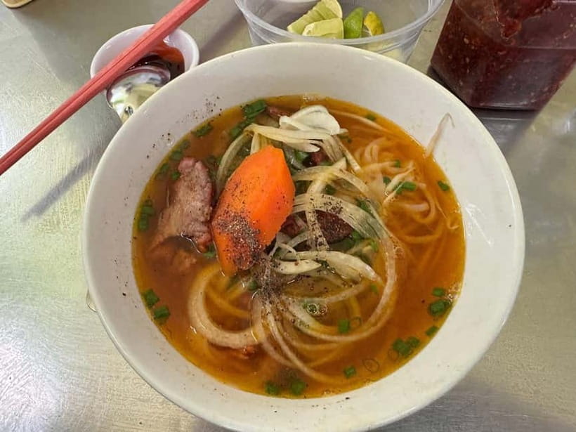 Ho Chi Minh City: Super Niche Walking Street Food Tour - Why this food walk works so well in Saigon