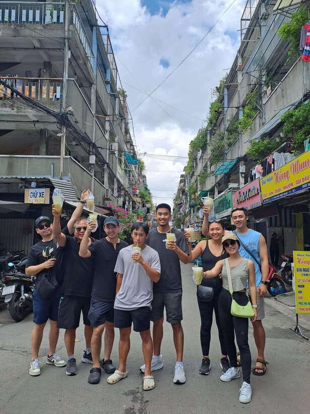 Ho Chi Minh City: Walking Food Tour with 13 Tastings - Stop two: bò lá lốt and the art of wrapping food