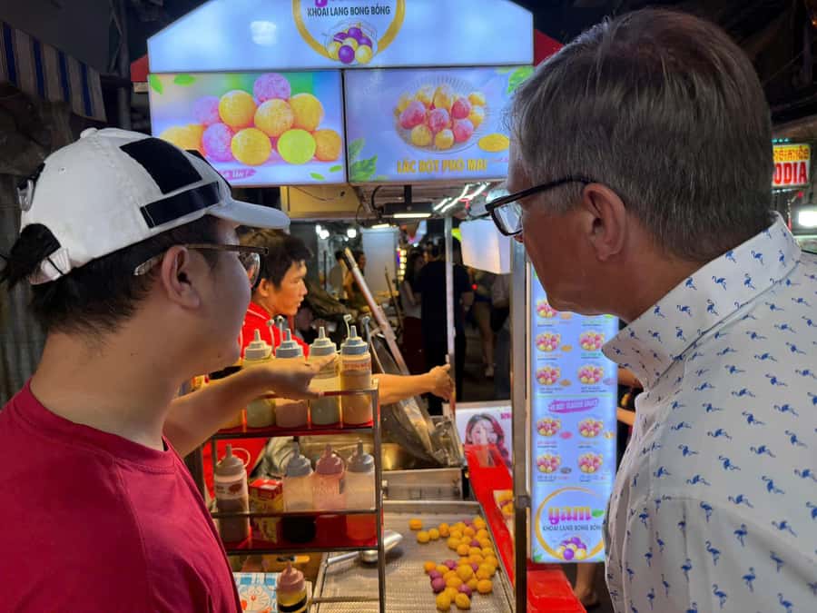 Ho Chi Minh: Local Food Tour by Scooter with Vegan Option - The final stop: dessert, beer, coffee, or another local bite