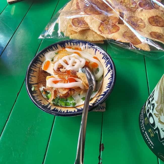 Ho Chi Minh: Original Walking Street Food Tour with Foodies - Who will enjoy this Saigon food walk