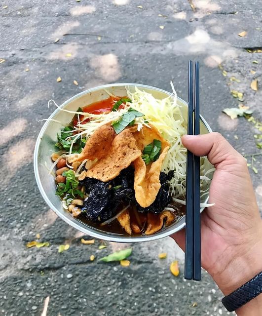 Ho Chi Minh: Original Walking Street Food Tour with Foodies - Food safety, dietary needs, and practical preparation