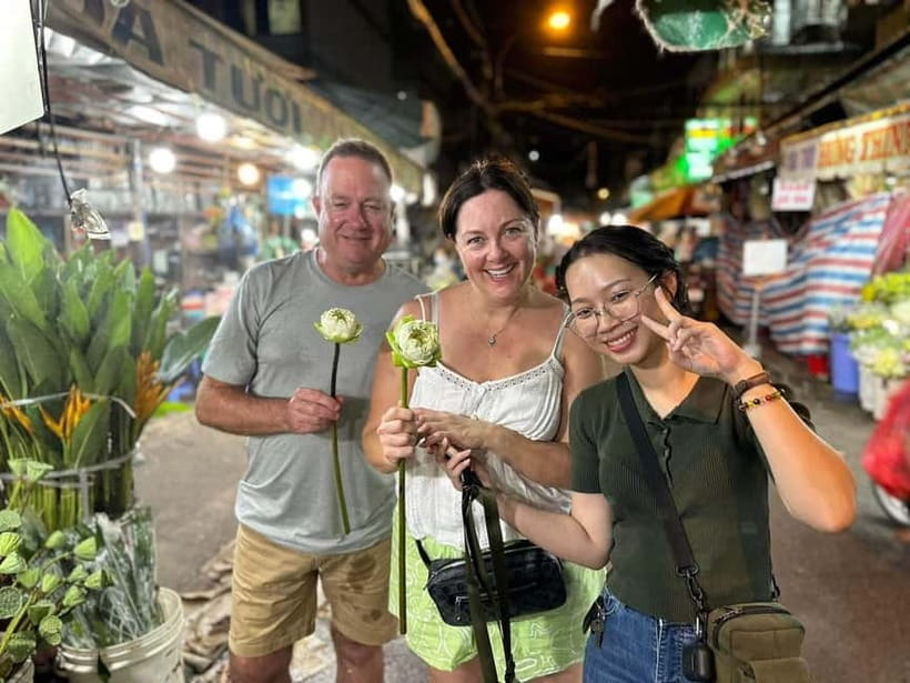 Ho Chi Minh: Street Food & Sightseeing Tour with Local Guide - Key points to know before booking