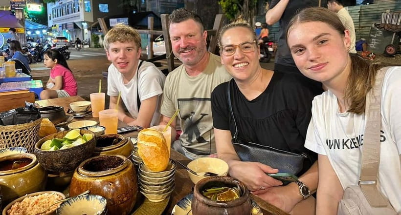Ho Chi Minh: Street Food & Sightseeing Tour with Local Guide - The motorbike, private car, and group size