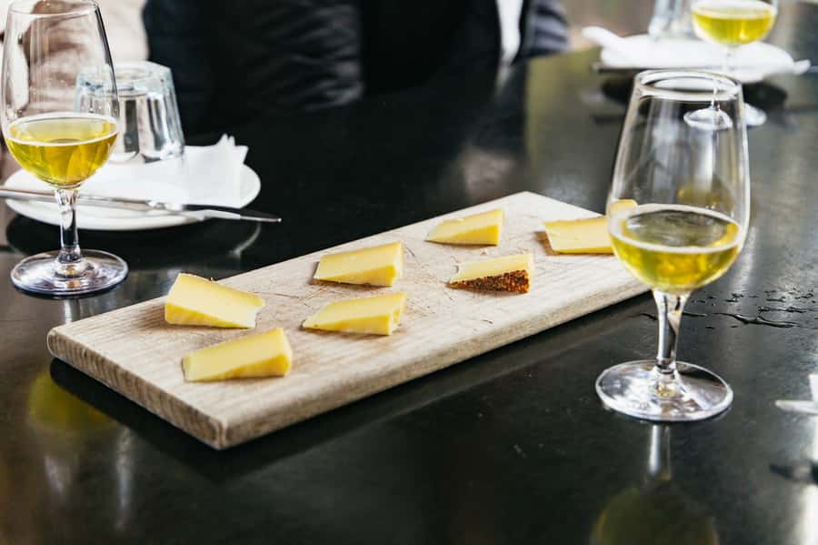 Hobart: Bruny Island Gourmet Sightseeing Day Tour - Starting in Hobart and crossing to Bruny