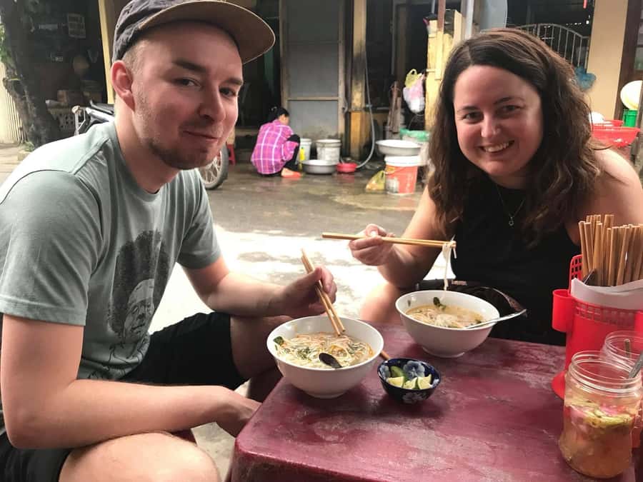 Hoi An: Bike Tour to Countryside and Food Tour - Portion size, dietary needs, and practical eating advice