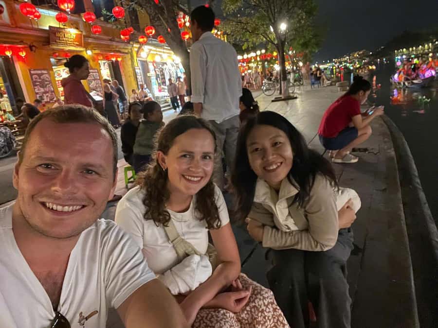 Hoi An food tour - Grilled meat and spring rolls bring smoky flavor