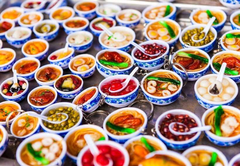 Hoi An: Sunset Food Tasting Tour - Why this evening food walk works in Hoi An
