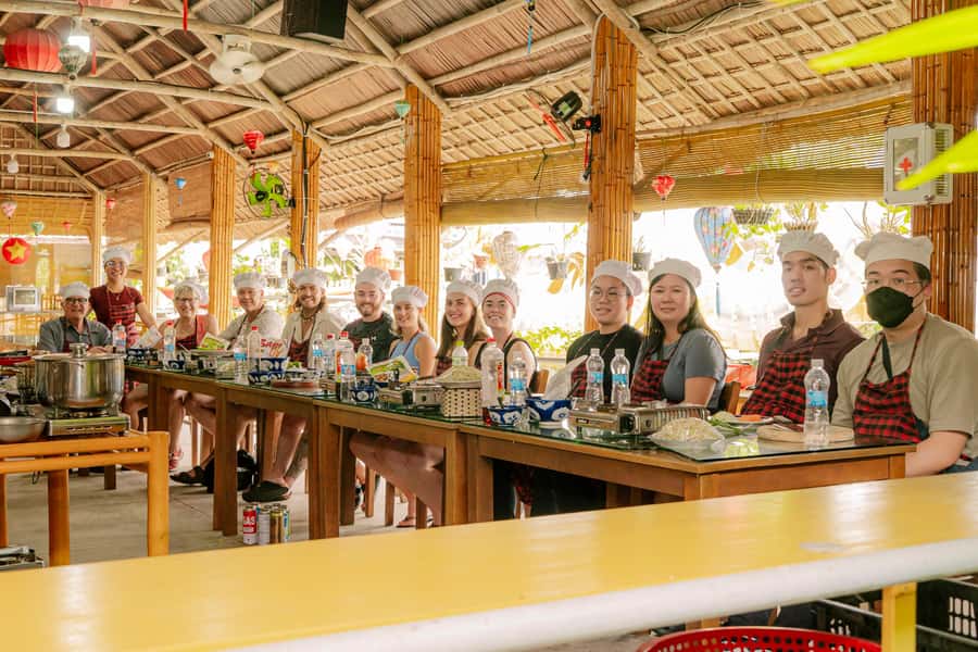 Hoi An: Unique Street Food Tour - Is $32 a fair price?